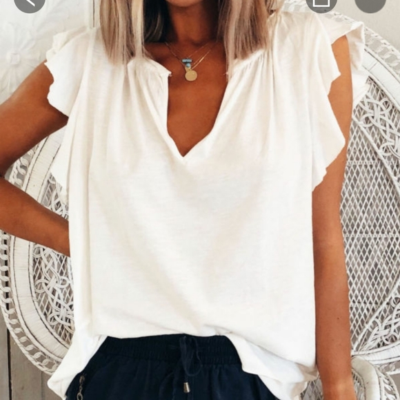 WOMEN'S White V Neck Top Size Small - Picture 3 of 4